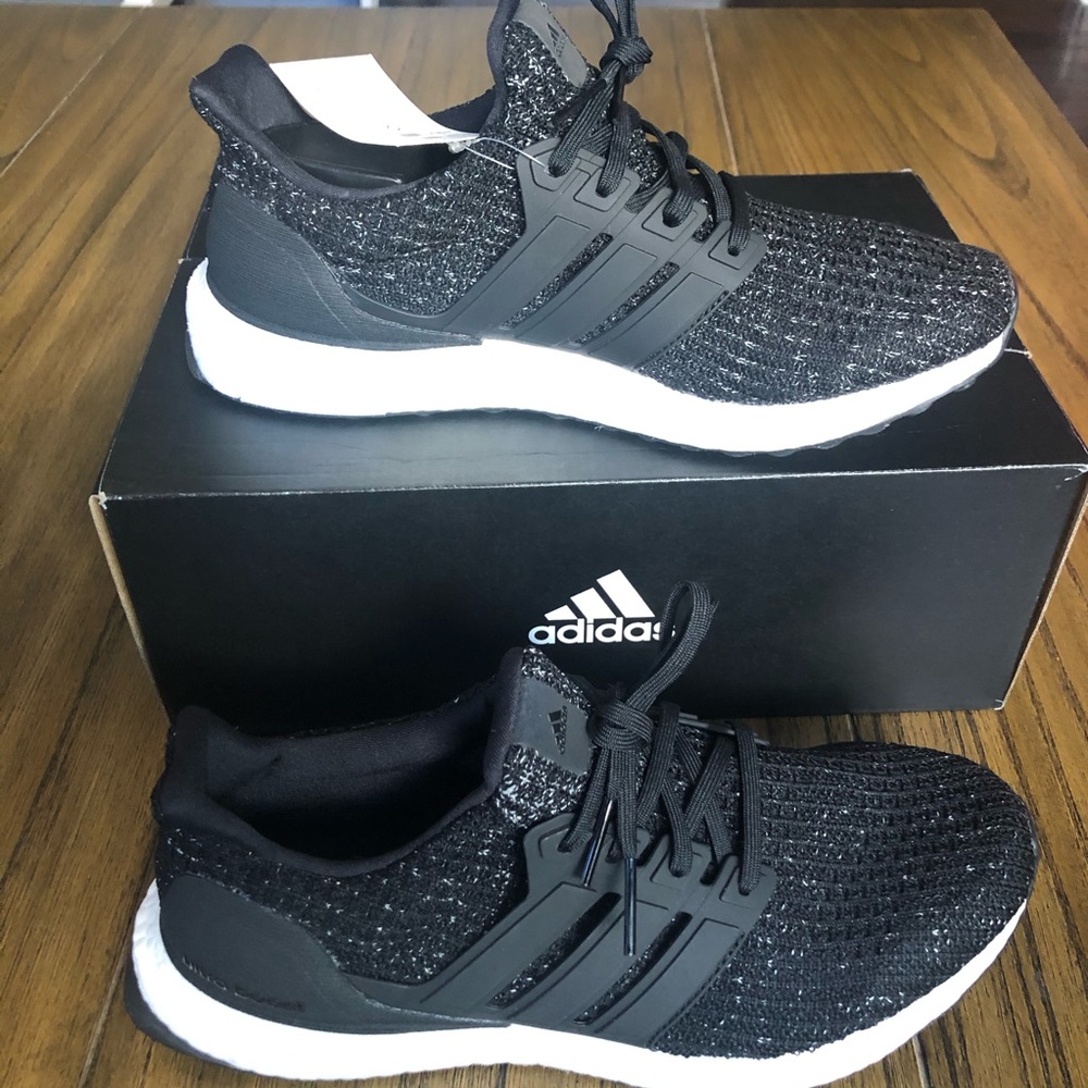 Adidas Ultraboost black sneakers shoes - Picture 4 of 8